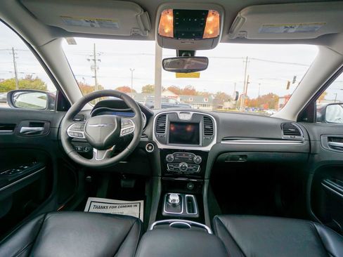 Used 2023 Chrysler 300 Touring L w/ Popular Equipment Group image 2