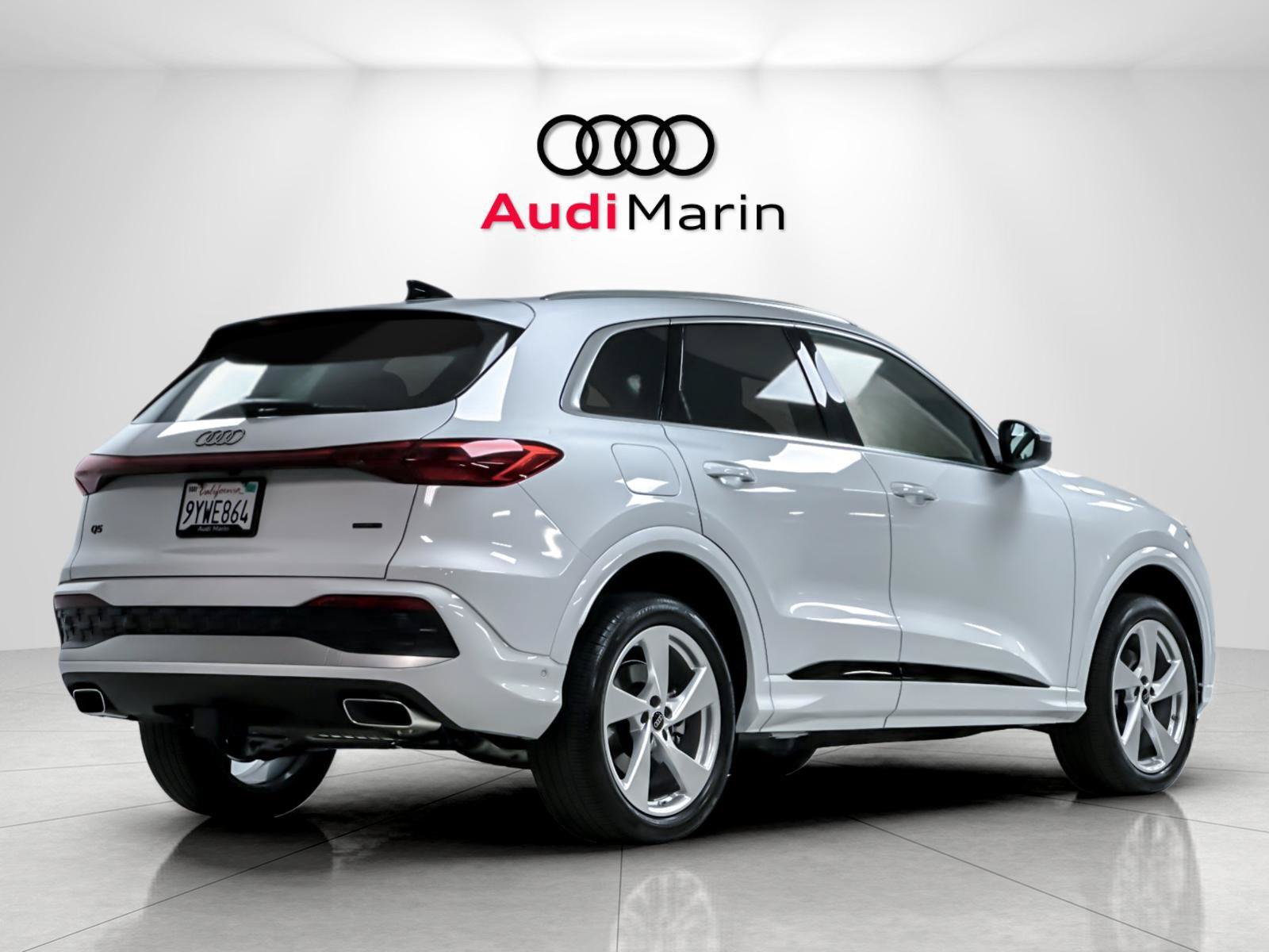 Used 2025 Audi Q5 Premium Plus AWD/4WD image 5