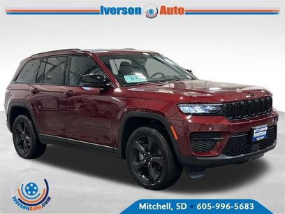 Used 2023 Jeep Grand Cherokee Altitude