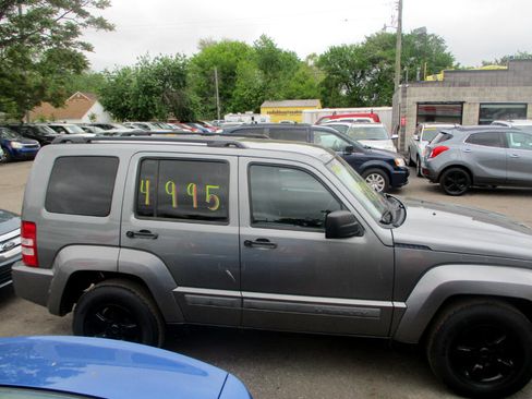 Used 2012 Jeep Liberty Sport w/ Popular Equipment Group image 2