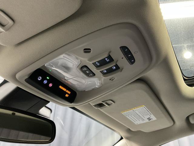 Used 2023 Buick Encore GX Essence w/ Experience Buick Package FWD image 19