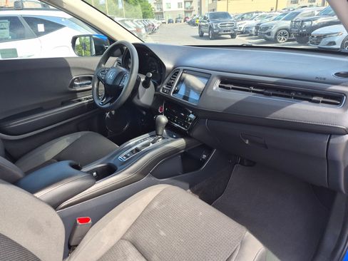 Used 2021 Honda HR-V EX image 30