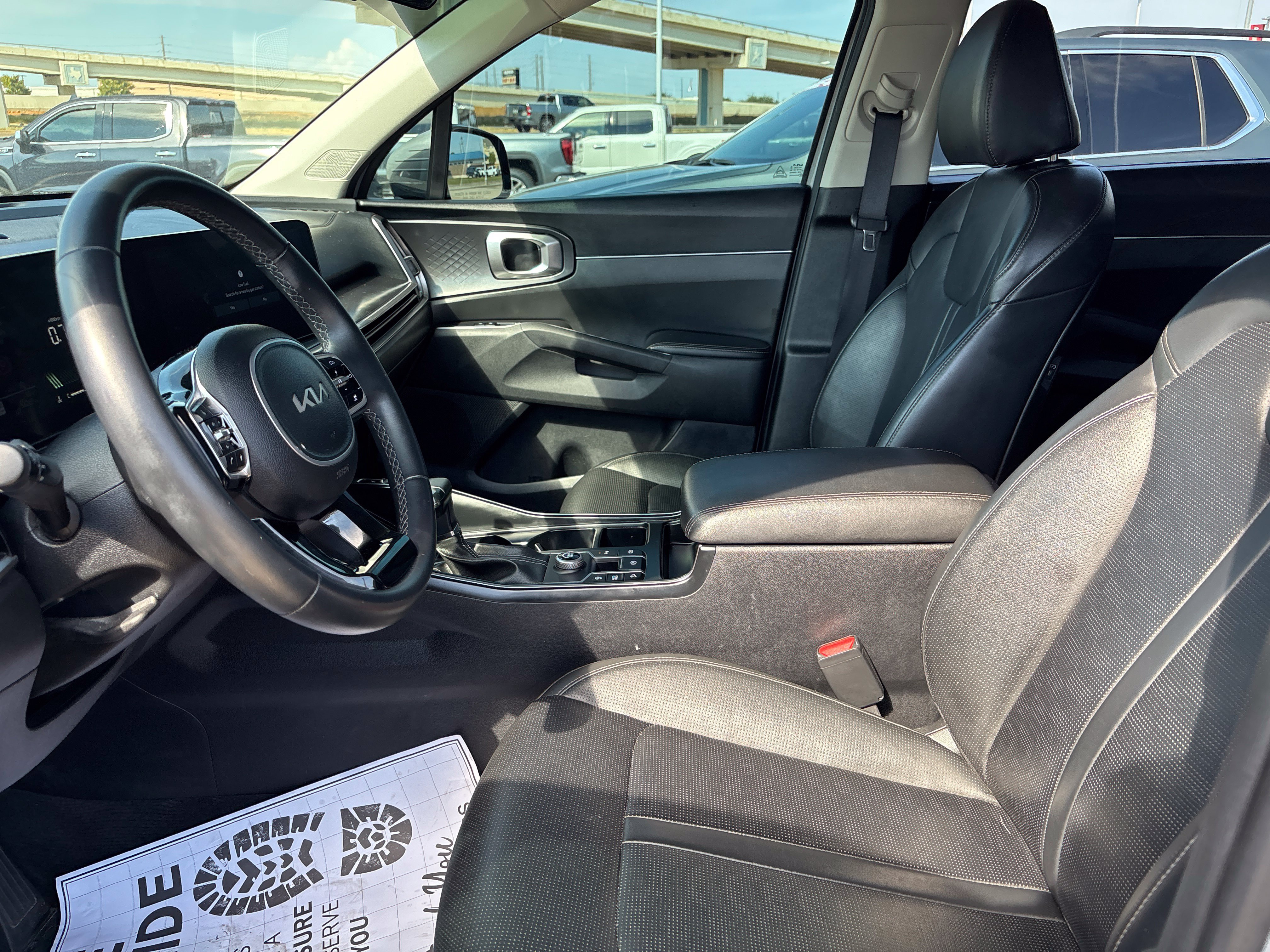 Used 2024 Kia Sorento S w/ Panoramic Sunroof Package FWD image 36