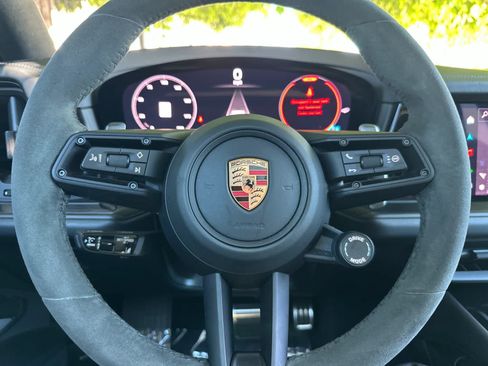 Certified 2025 Porsche Cayenne GTS AWD/4WD image 26