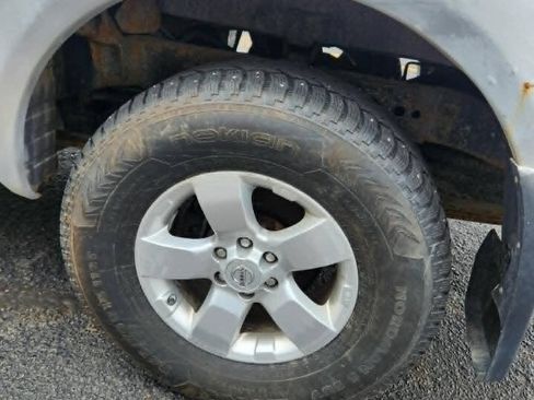 Used 2011 Nissan Frontier S AWD/4WD image 25