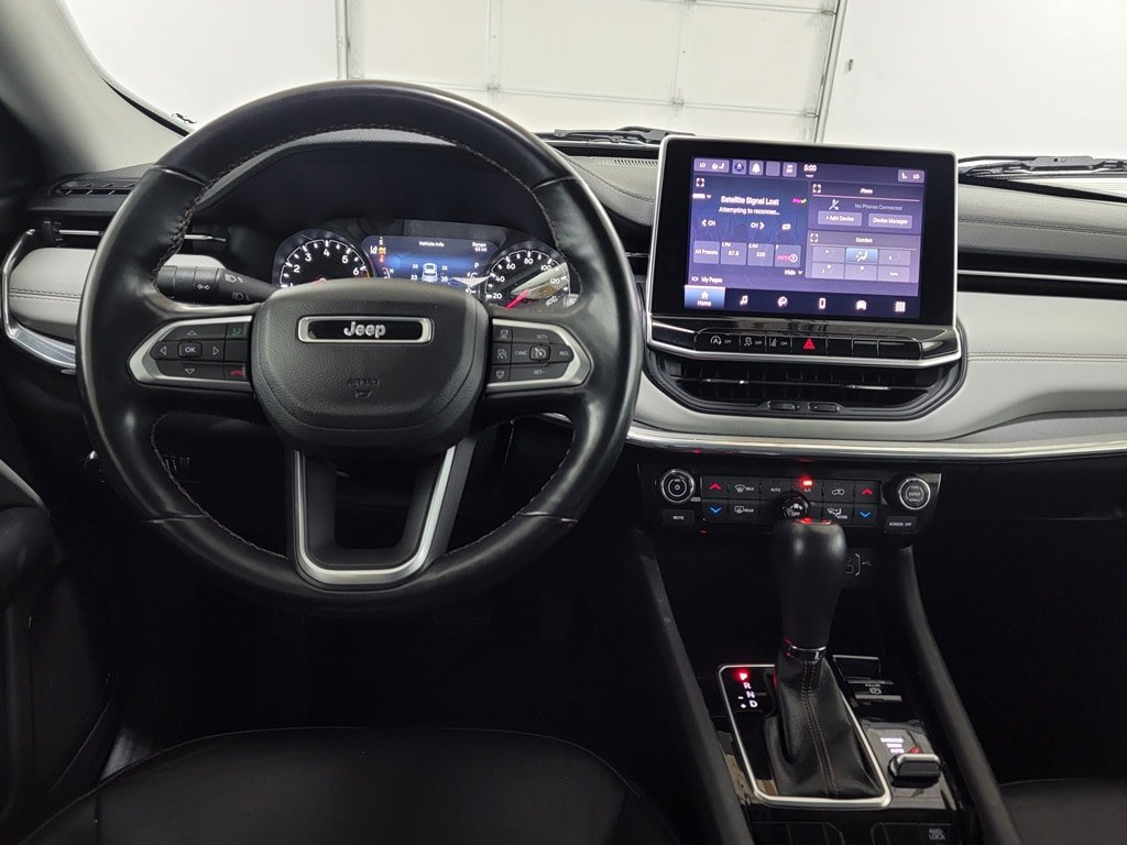 Used 2022 Jeep Compass Limited AWD/4WD image 12
