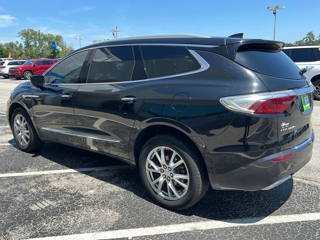 Used 2023 Buick Enclave Premium w/ Experience Buick Package FWD image 31