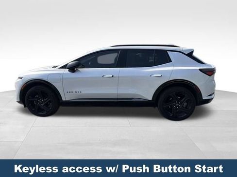 Used 2025 Chevrolet Equinox EV RS FWD image 7