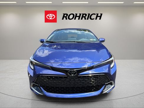 Certified 2025 Toyota Corolla XSE FWD image 6
