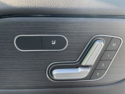 Used 2022 Mercedes-Benz GLA 250 4MATIC image 26