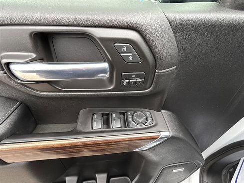 Used 2020 Chevrolet Silverado 2500 High Country w/ Z71 Off-Road Package AWD/4WD image 15