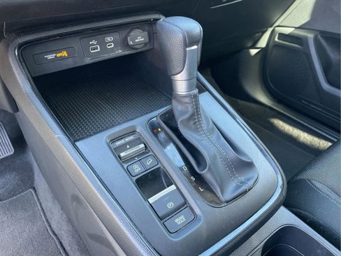 Certified 2024 Honda CR-V EX image 16