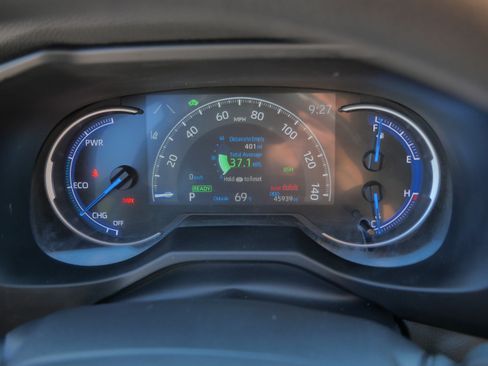 Certified 2025 Toyota RAV4 XLE AWD/4WD image 22