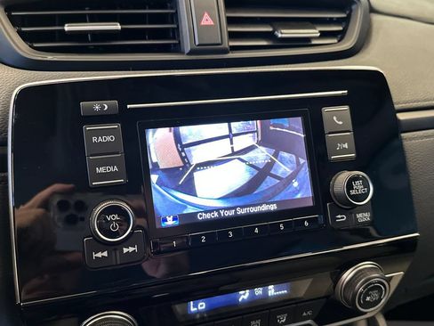 Used 2021 Honda CR-V LX image 14