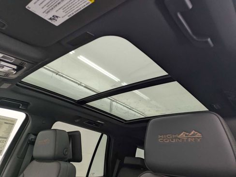New 2026 Chevrolet Tahoe High Country image 21