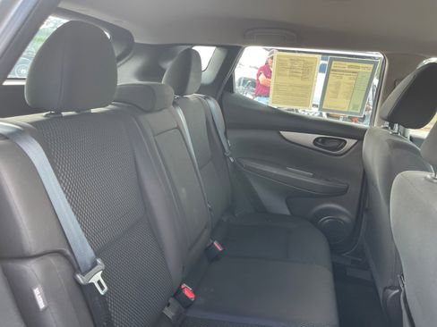 Used 2021 Nissan Rogue Sport S FWD image 25
