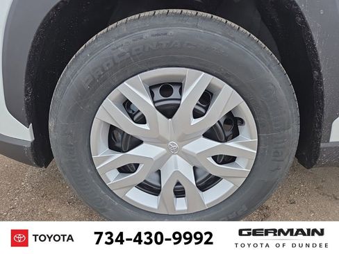 New 2026 Toyota Corolla Cross L image 12