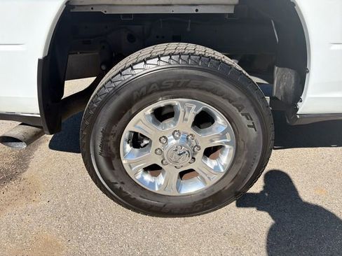 Used 2024 RAM 2500 Big Horn AWD/4WD image 31