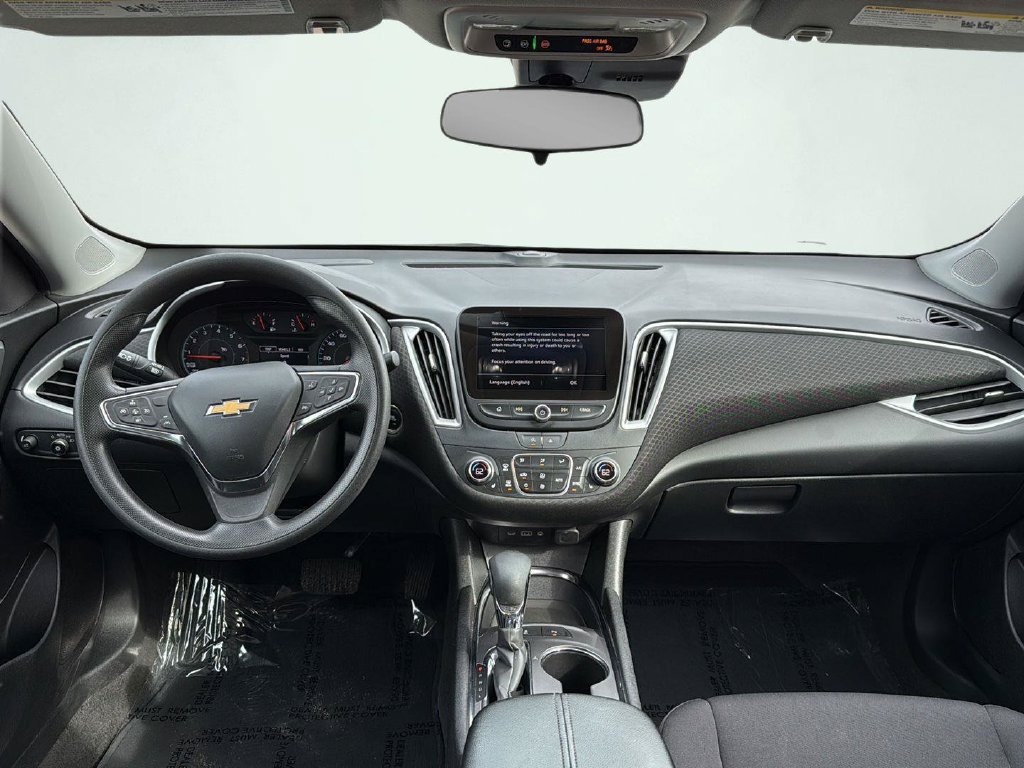 Used 2024 Chevrolet Malibu LT FWD image 2