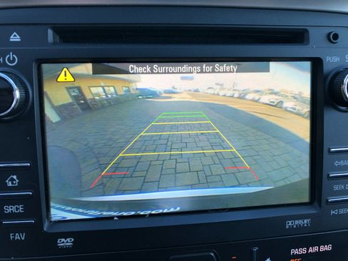 Used 2014 GMC Acadia Denali image 20