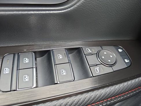 New 2026 Nissan Kicks SR FWD image 30