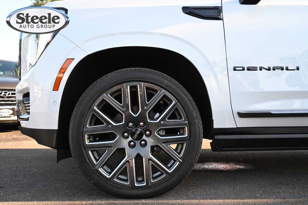 New 2026 GMC Yukon XL Denali Ultimate AWD/4WD image 30