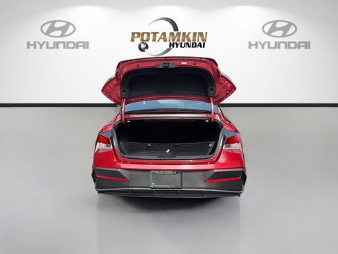 Certified 2026 Hyundai Elantra Sport FWD image 23