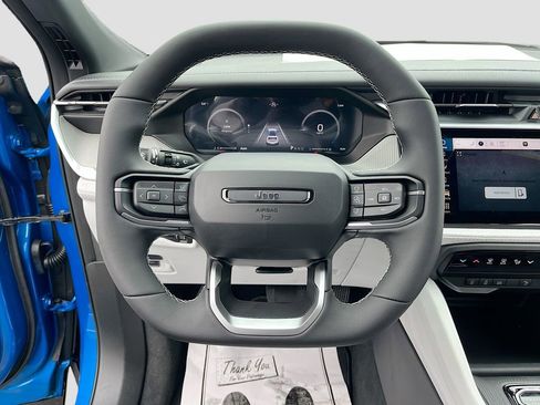 New 2026 Jeep Cherokee Laredo image 11