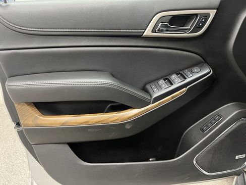 Used 2020 GMC Yukon XL Denali image 26