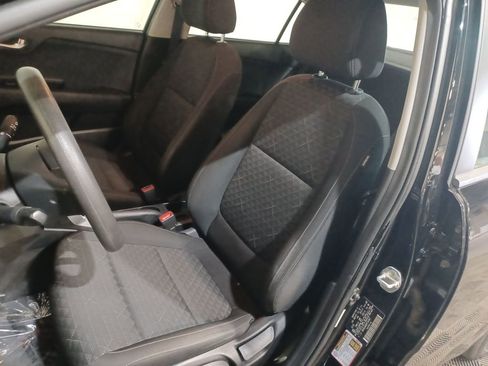 Used 2023 Kia Rio LX image 13