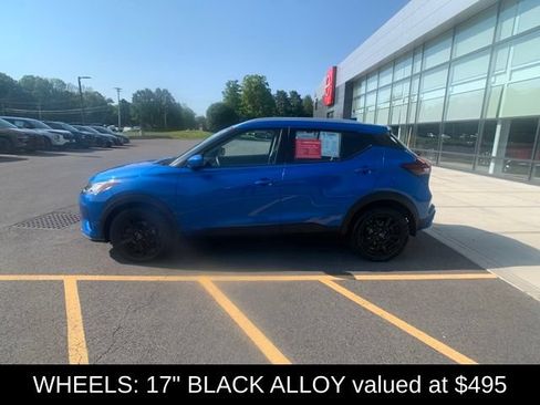 Certified 2023 Nissan Kicks SV FWD image 3