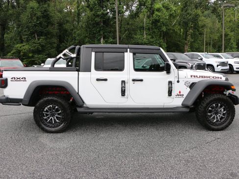 Used 2020 Jeep Gladiator Rubicon AWD/4WD image 9
