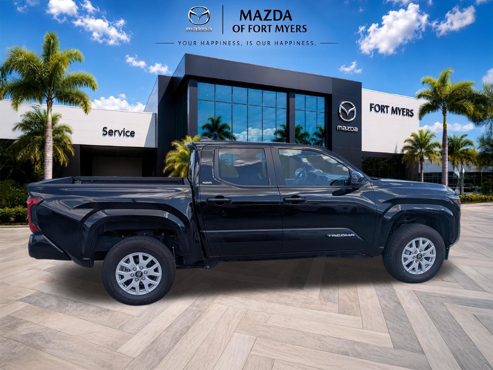 Used 2024 Toyota Tacoma SR5 AWD/4WD image 3