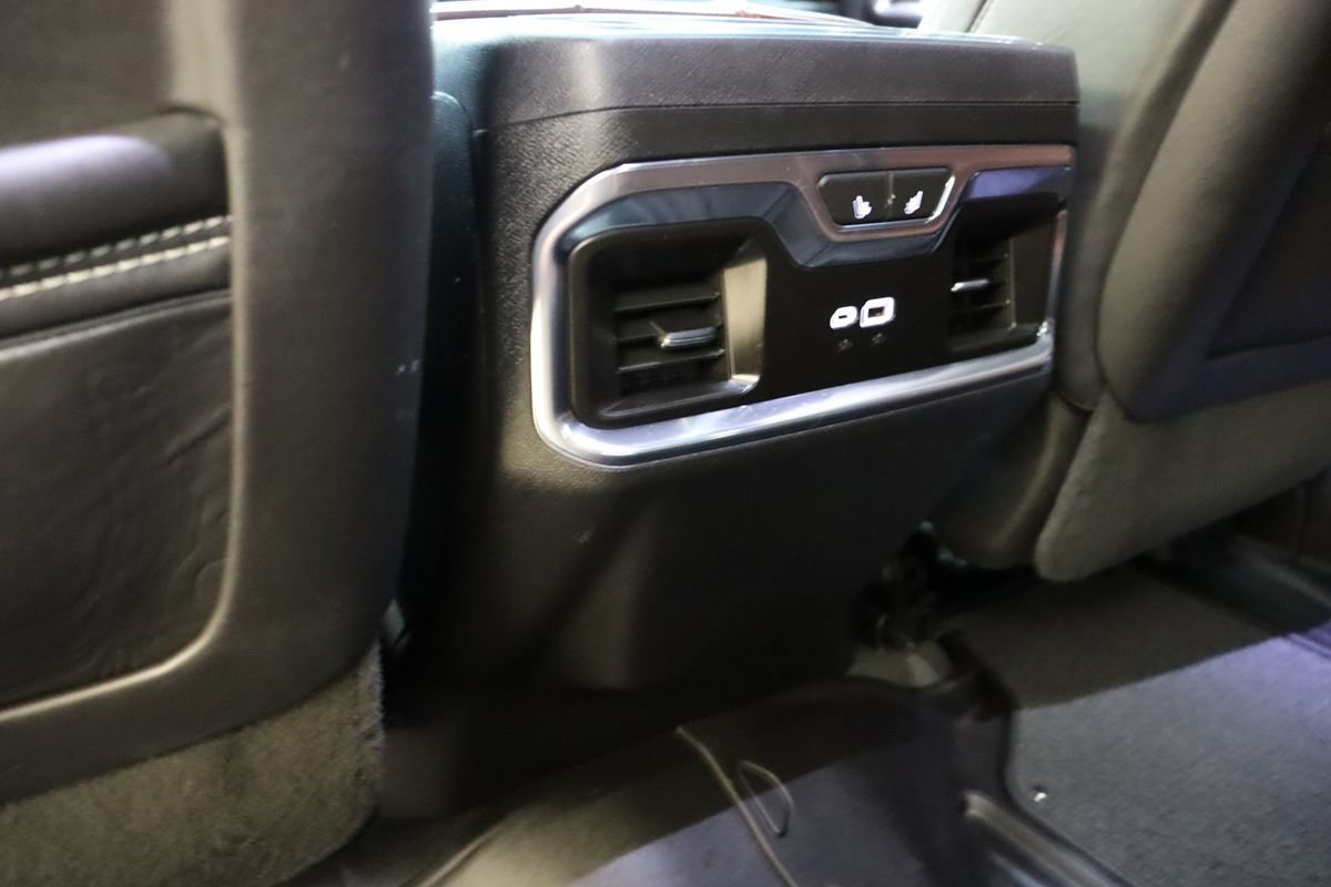 Used 2024 GMC Sierra 2500 Denali Ultimate AWD/4WD image 78