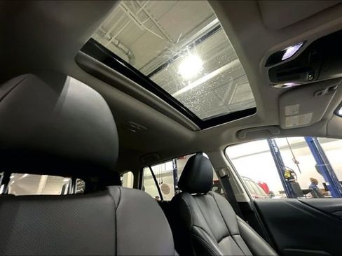 Used 2025 Subaru Outback Limited AWD/4WD image 22