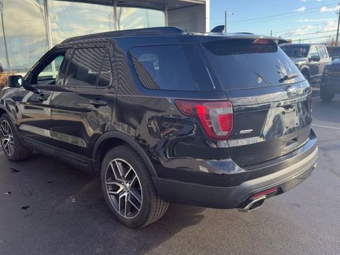 Certified 2017 Ford Explorer Sport image 5