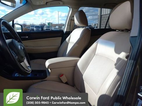 Used 2017 Subaru Outback 2.5i Limited image 24