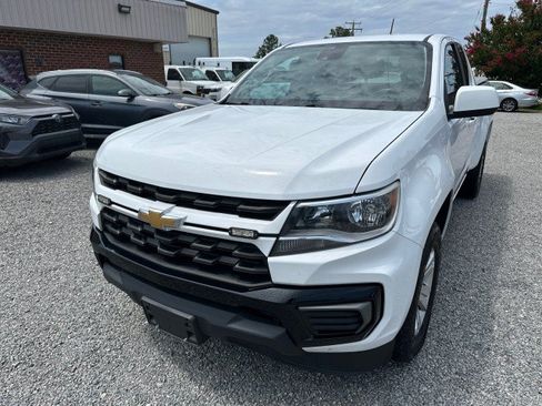 Used 2022 Chevrolet Colorado LT w/ Fleet Safety Package RWD image 3