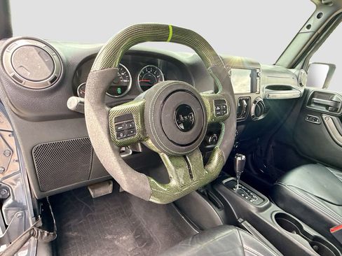 Used 2017 Jeep Wrangler Unlimited Sport AWD/4WD image 12