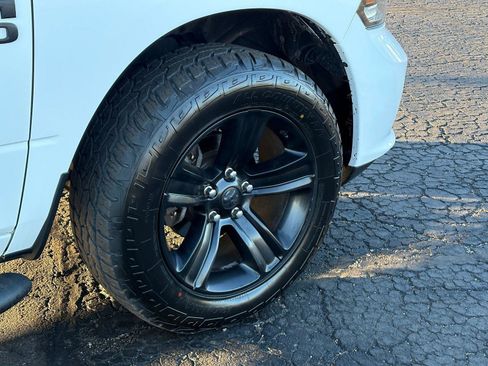 Used 2017 RAM 1500 Sport w/ Convenience Group image 9