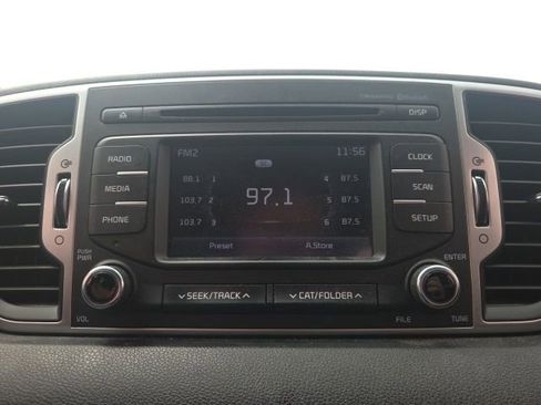 Used 2017 Kia Sportage LX FWD image 27