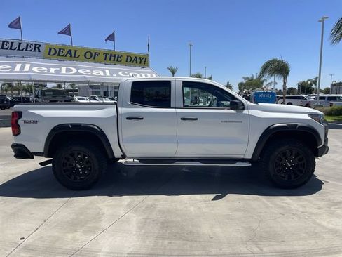 Used 2023 Chevrolet Colorado Trail Boss w/ LPO, Skid Plate Package AWD/4WD image 9