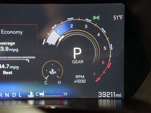 Used 2024 Chevrolet Colorado LT w/ LT Convenience Package image 16