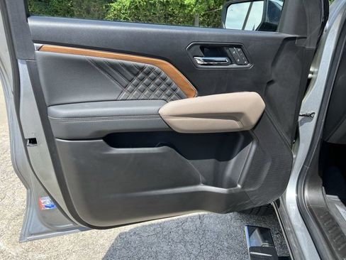 Used 2026 GMC Canyon Denali AWD/4WD image 23