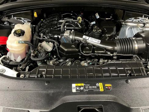 Used 2023 Jeep Grand Cherokee Altitude image 7