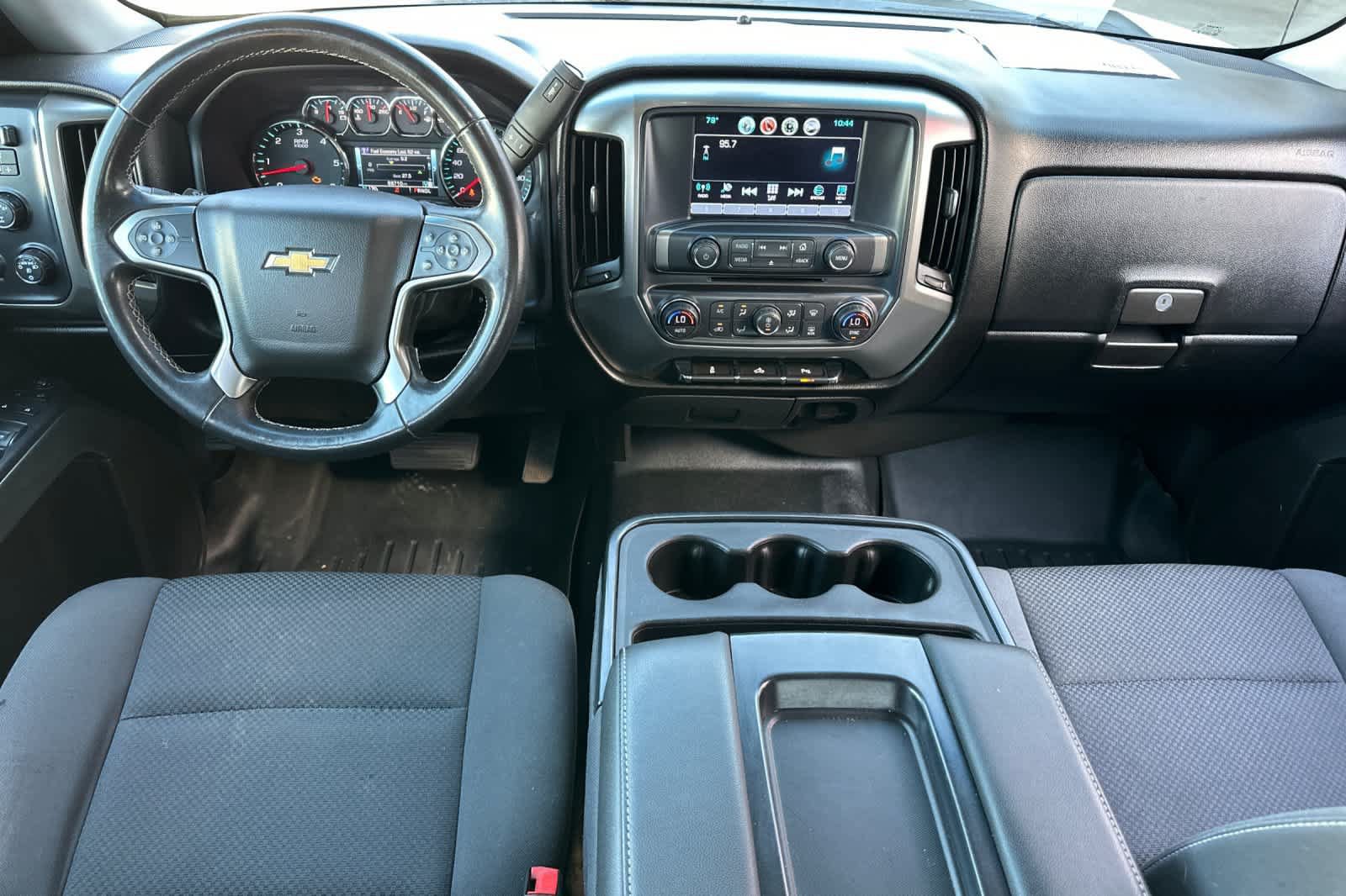 Used 2018 Chevrolet Silverado 1500 LT w/ LT Fleet Convenience Package AWD/4WD image 4