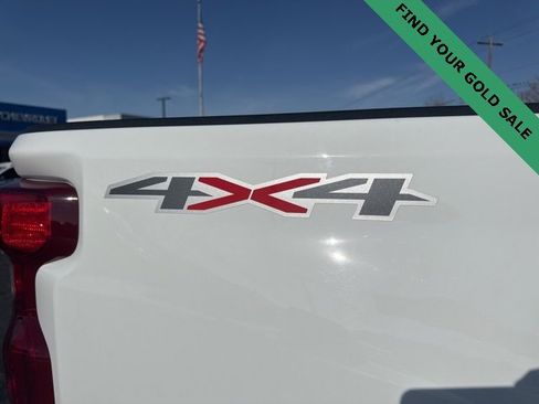 Certified 2022 Chevrolet Silverado 2500 Custom w/ Custom Value Package image 11