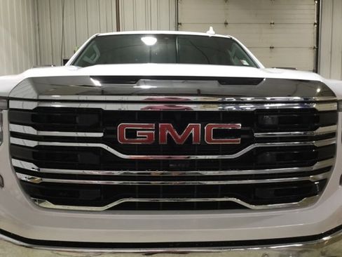New 2025 GMC Sierra 1500 SLT w/ SLT Premium Package image 33