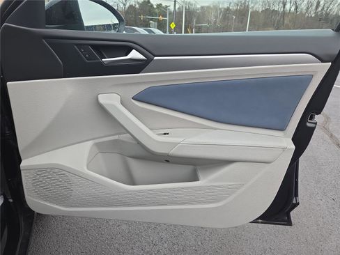 New 2026 Volkswagen Jetta SE image 27