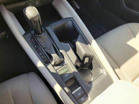 Used 2023 Honda Accord LX image 28
